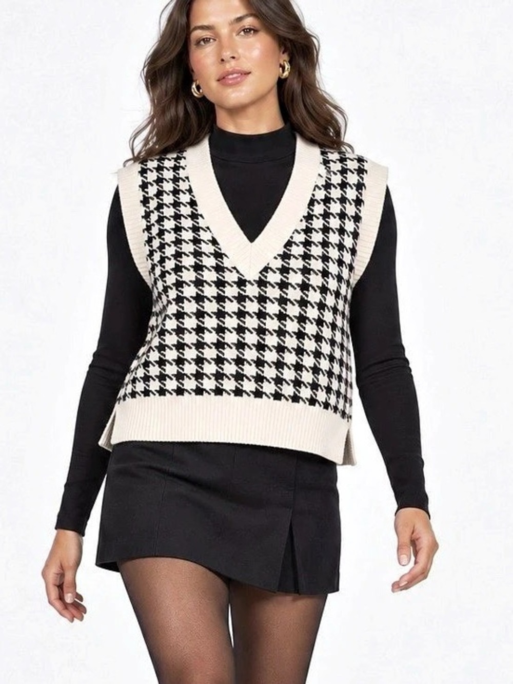 Princess Polly Black & Cream Houndstooth Sweater Vest M/L Like New